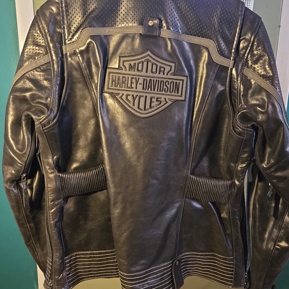 Womens Harley-Davidson Black Leather Bomber Jacket Size:2XL - Picture 5 of 7